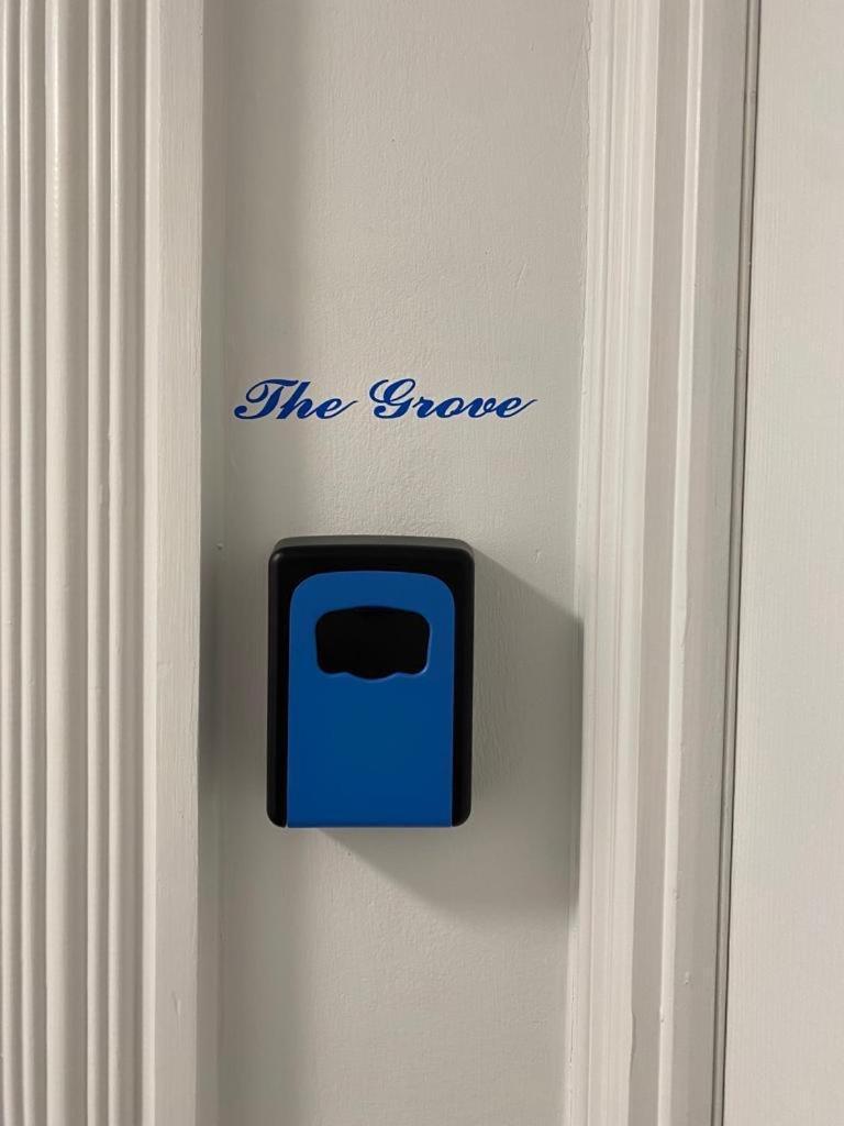 The Grove King Bed Wi-Fi Ev Charger Lejlighed Cheltenham Eksteriør billede